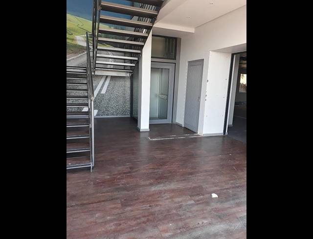 OFFICE FOR SALE IN HILTON